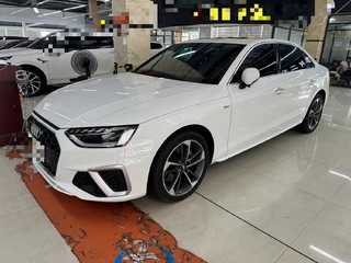 奥迪A4L 40TFSI 2.0T 自动 时尚动感型 