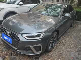 奥迪A4L 40TFSI 2.0T 自动 豪华动感型 