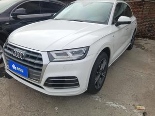 奥迪Q5L 40TFSI 2.0T 自动 荣享时尚型 