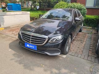 奔驰E级 E300L 2.0T 自动 豪华型 