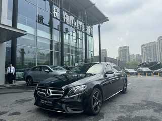 奔驰E级 E300L 2.0T 自动 运动殊享版改款 