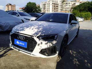 奥迪A4L 40TFSI 2.0T 自动 时尚动感型 