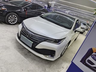 丰田亚洲狮 2.0L 自动 豪华版 