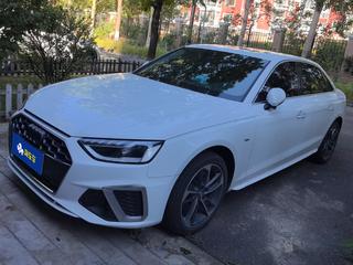 奥迪A4L 40TFSI 2.0T 自动 时尚动感型 