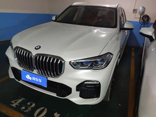 宝马X5 40i 3.0T 自动 尊享版M运动套装 