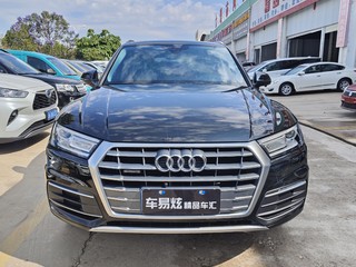 奥迪Q5L 40TFSI 2.0T 自动 改款荣享进取型 