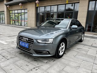 奥迪A4L 35TFSI 2.0T 自动 标准型 