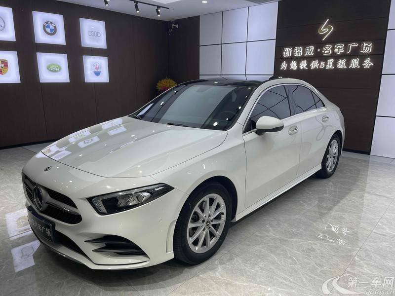 奔驰A级 A200L 2019款 1.3T 自动 运动轿车版 (国Ⅵ) 