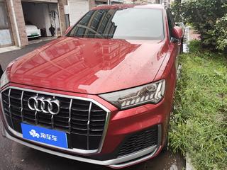 奥迪Q7 55 3.0T 自动 运动型quattro-S-line 