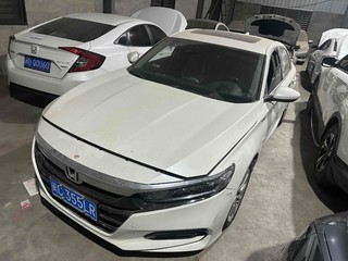 雅阁 1.5T 230TURBO舒适版 