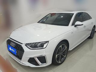 奥迪A4L 40TFSI 2.0T 自动 时尚动感型 