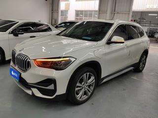 宝马X1新能源 xDrive30Le 1.5T 自动 尊享型 