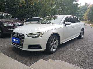 奥迪A4L 40TFSI 2.0T 自动 30周年进取型 