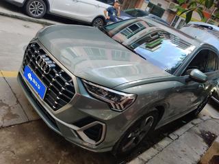 奥迪Q3 35TFSI 1.4T 自动 时尚动感型 