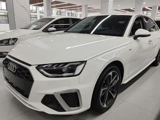 奥迪A4L 40TFSI 2.0T 自动 时尚动感型 