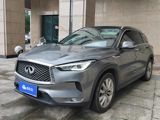 英菲尼迪QX50 2.0T 自动 时尚版 