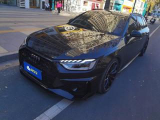 奥迪A4旅行 40TFSI 2.0T 自动 豪华动感型 