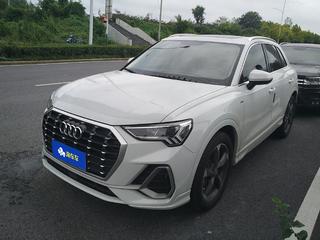 奥迪Q3 2.0T 时尚动感型 