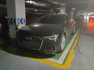 奥迪A6L 45TFSI 2.0T 自动 臻选致雅型 