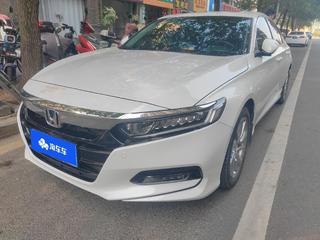 雅阁 1.5T 230TURBO舒适版 