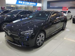 奔驰E级 E300L 2.0T 自动 运动时尚型 