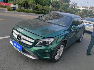 奔驰GLA级 GLA200 1.6T 自动 