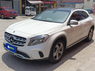 奔驰GLA 200 1.6T 自动 动感型 