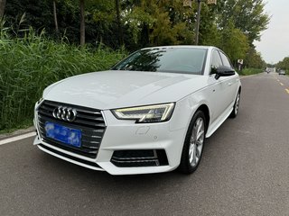 奥迪A4L 45TFSI 2.0T 自动 30周年quattro个性运动版 