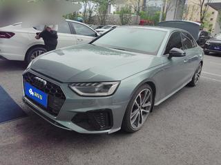 奥迪A4L 45TFSI 2.0T 自动 quattro臻选动感型 