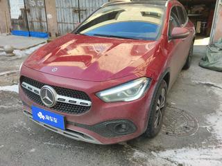 奔驰GLA 220 2.0T 自动 