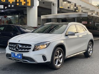 奔驰GLA 200 1.6T 自动 动感型 