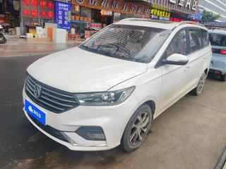 宝骏360 1.5L 自动 豪华型 