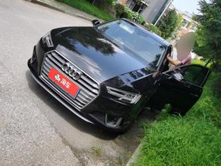 奥迪A4L 40TFSI 2.0T 自动 时尚型 