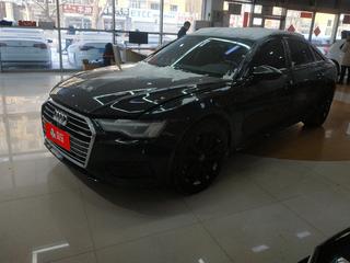 奥迪A6L 45TFSI 2.0T 自动 尊享致雅型 