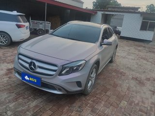 奔驰GLA 200 1.6T 自动 动感型 