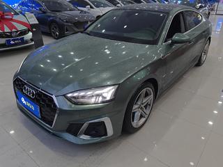 奥迪A5掀背 40TFSI 2.0T 自动 时尚动感型 