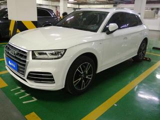 奥迪Q5L 45TFSI 2.0T 自动 尊享时尚型 