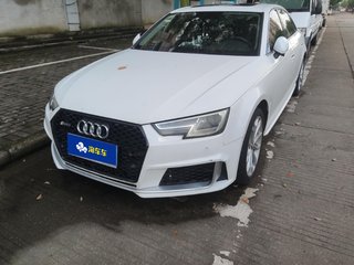 奥迪A4L 40TFSI 2.0T 自动 30周年进取型 