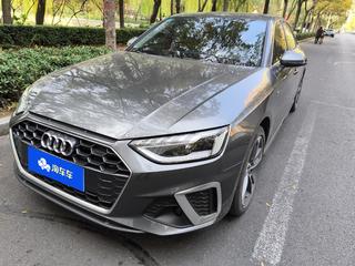 奥迪A4L 40TFSI 2.0T 自动 时尚动感型 