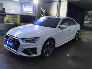 奥迪A4L 40TFSI 2.0T 自动 时尚动感型 