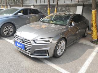 奥迪A5掀背 40TFSI 2.0T 自动 时尚型 