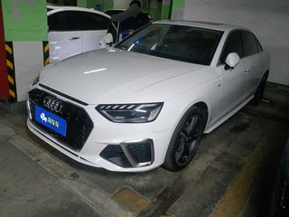 奥迪A4L 40TFSI 2.0T 自动 豪华动感型 