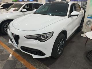 阿尔法罗密欧Stelvio 2.0T 