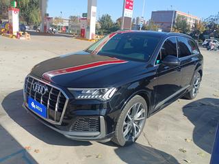 奥迪Q7 55 3.0T 自动 运动型quattro-S-line 