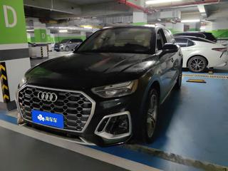 奥迪Q5L 45TFSI 2.0T 自动 豪华动感型 