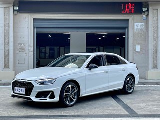 奥迪A4L 40TFSI 2.0T 自动 时尚动感型 