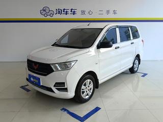 五菱宏光 S 1.5L 手动 改款基本型 