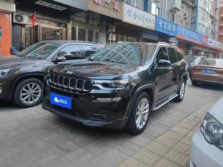 吉普大指挥官 2.0T 自动 领先版 