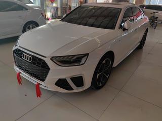 奥迪A4L 40TFSI 2.0T 自动 时尚动感型 