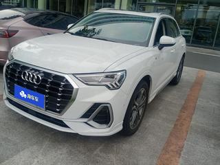 奥迪Q3 2.0T 时尚动感型 